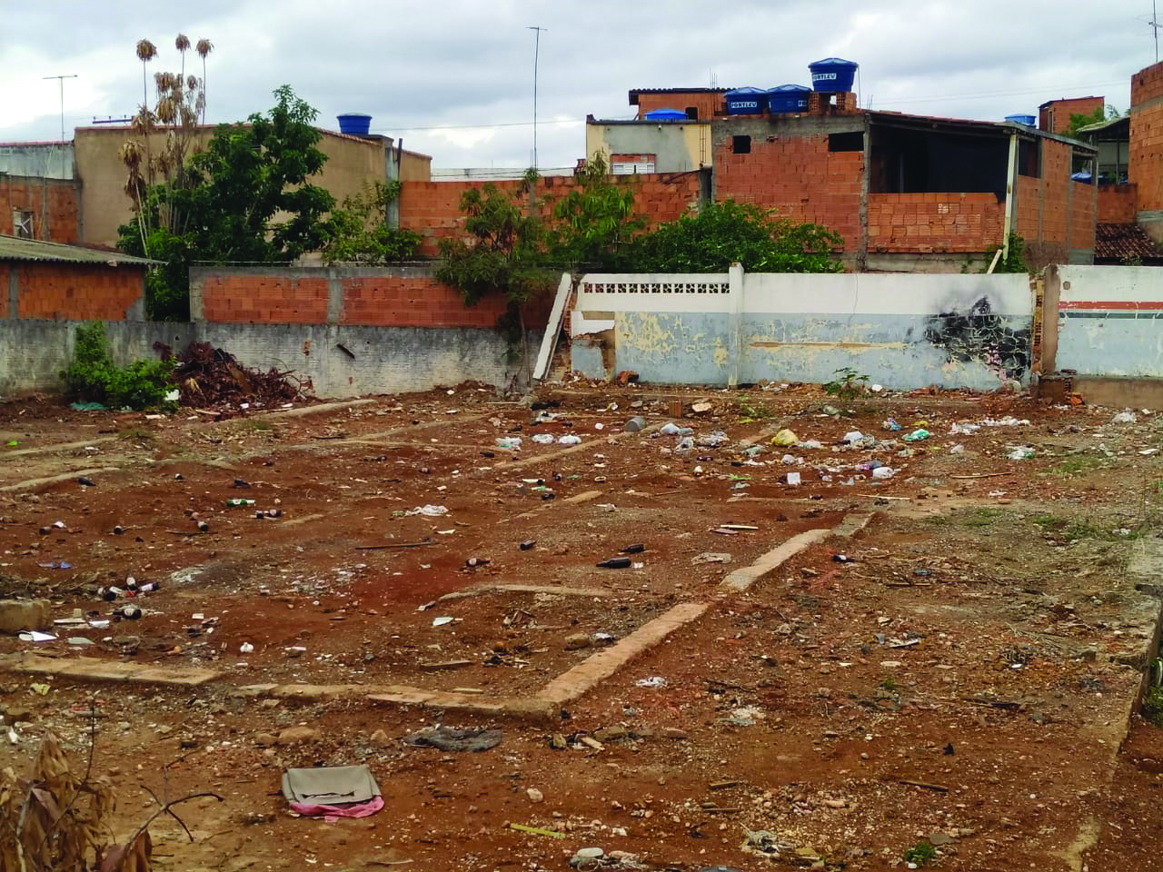 Terreno da construção do novo prédio