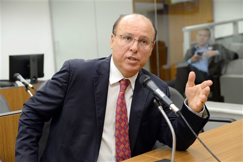 ENERGIAS RENOVÁVEIS: Aprovado pela CCJ o PL 4.054/17 do deputado Gil Pereira que isenta de ICMS também as usinas de biomassa, biogás e eólicas até 5 MW ENERGIAS RENOVÁVEIS: Aprovado pela CCJ o PL 4.054/17 do deputado Gil Pereira que isenta de ICMS também as usinas de biomassa, biogás e eólicas até 5 MW