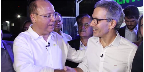 FENICS / NORTE DE MINAS: “É o pai da nossa energia solar”, afirmou o governador Romeu Zema, ao lado do deputado Gil Pereira FENICS / NORTE DE MINAS: “É o pai da nossa energia solar”, afirmou o governador Romeu Zema, ao lado do deputado Gil Pereira