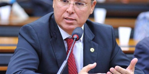 Minas receberá 30 usinas de energia solar até o fim do ano Minas receberá 30 usinas de energia solar até o fim do ano