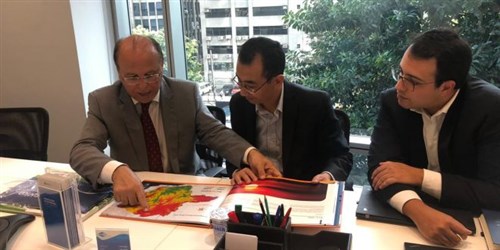 ENERGIAS RENOVÁVEIS: Deputado Gil Pereira mostra potencial do Norte de Minas aos chineses ENERGIAS RENOVÁVEIS: Deputado Gil Pereira mostra potencial do Norte de Minas aos chineses