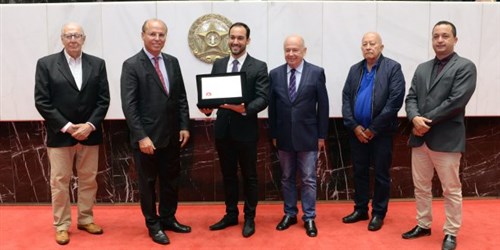 FOLCLORE | 50 ANOS: Emoção e alegria marcam homenagem ao Grupo Banzé na ALMG FOLCLORE | 50 ANOS: Emoção e alegria marcam homenagem ao Grupo Banzé na ALMG