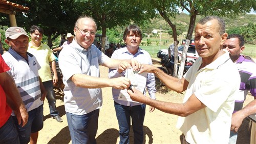 PORTEIRINHA | COCOS: Comunidade rural recebe veículo por meio de emenda parlamentar do deputado Gil Pereira PORTEIRINHA | COCOS: Comunidade rural recebe veículo por meio de emenda parlamentar do deputado Gil Pereira