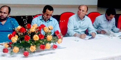 JANUÁRIA: Agricultores familiares recebem sementes JANUÁRIA: Agricultores familiares recebem sementes