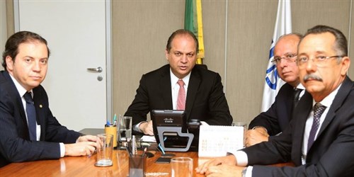 JANAÚBA | MONTES CLAROS: Hoje (12/10), ministro Ricardo Barros libera recursos para Saúde JANAÚBA | MONTES CLAROS: Hoje (12/10), ministro Ricardo Barros libera recursos para Saúde