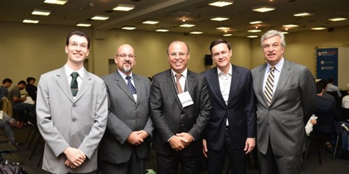 Mesa redonda: políticas públicas e iniciativas estaduais para o setor de energia renovável Mesa redonda: políticas públicas e iniciativas estaduais para o setor de energia renovável