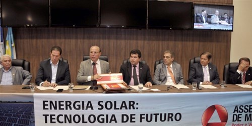 Comissão da ALMG focaliza potencial solar e problemas da energia cara para irrigantes e ferroligas no Norte de Minas Comissão da ALMG focaliza potencial solar e problemas da energia cara para irrigantes e ferroligas no Norte de Minas