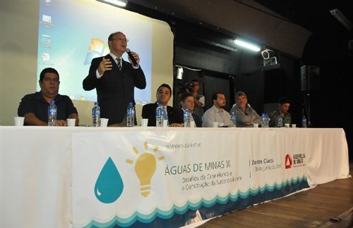 Montes Claros: seminário busca soluções para enfrentar crise hídrica Montes Claros: seminário busca soluções para enfrentar crise hídrica