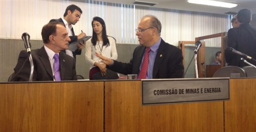 Gil Pereira: emenda à MP 677/15 é saída para alto custo da energia consumida por eletrointensivas Gil Pereira: emenda à MP 677/15 é saída para alto custo da energia consumida por eletrointensivas
