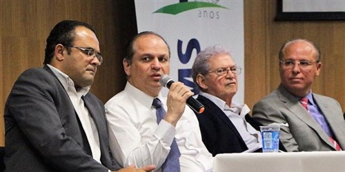 ATENÇÃO À SAÚDE: Região de Montes Claros: Ministério garante reforço de R$ 13,9 milhões/ano ATENÇÃO À SAÚDE: Região de Montes Claros: Ministério garante reforço de R$ 13,9 milhões/ano