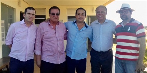 CAVERNAS DO PERUAÇU: Deputado Gil Pereira luta pelo selo Unesco de Patrimônio da Humanidade CAVERNAS DO PERUAÇU: Deputado Gil Pereira luta pelo selo Unesco de Patrimônio da Humanidade