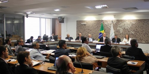 MUDANÇAS CLIMÁTICAS: Audiência pública no Congresso debateu crise hídrica do São Francisco MUDANÇAS CLIMÁTICAS: Audiência pública no Congresso debateu crise hídrica do São Francisco