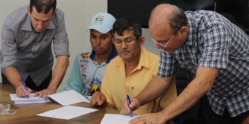 DNOCS | ABASTECIMENTO: Convênios beneficiarão pequenos produtores e agricultores familiares DNOCS | ABASTECIMENTO: Convênios beneficiarão pequenos produtores e agricultores familiares
