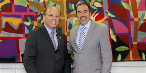 MINAS E ENERGIA | FOTOVOLTAICA: Comissão analisa junto à CEF estímulos às construções sustentáveis MINAS E ENERGIA | FOTOVOLTAICA: Comissão analisa junto à CEF estímulos às construções sustentáveis
