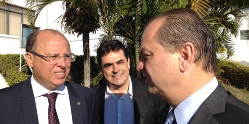 MONTES CLAROS | HOSPITAIS: DEP. GIL PEREIRA (PP) RECEBE MINISTRO DA SAÚDE RICARDO BARROS EM BELO HORIZONTE MONTES CLAROS | HOSPITAIS: DEP. GIL PEREIRA (PP) RECEBE MINISTRO DA SAÚDE RICARDO BARROS EM BELO HORIZONTE